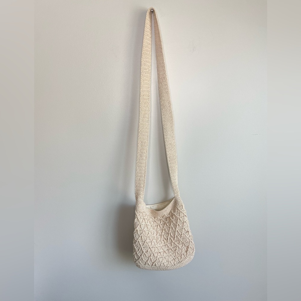 Cream Knit Shoulder Bag